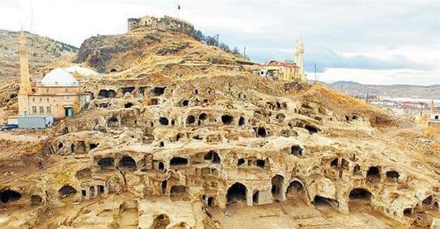  مێژووی کەوناری کوردستان: